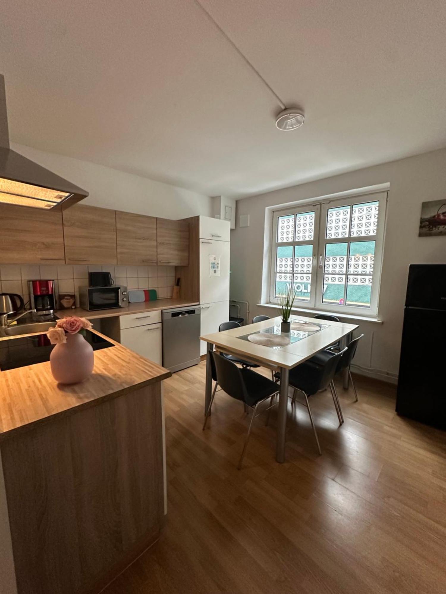 City Apartments Direkt Am Hauptbahnhof - Perfekt Fuer Pendler Und Monteure Neumünster Exterior foto